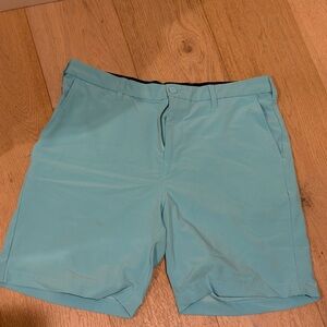 Mizzen+Main Helmsman Shorts in Turquoise Size 34